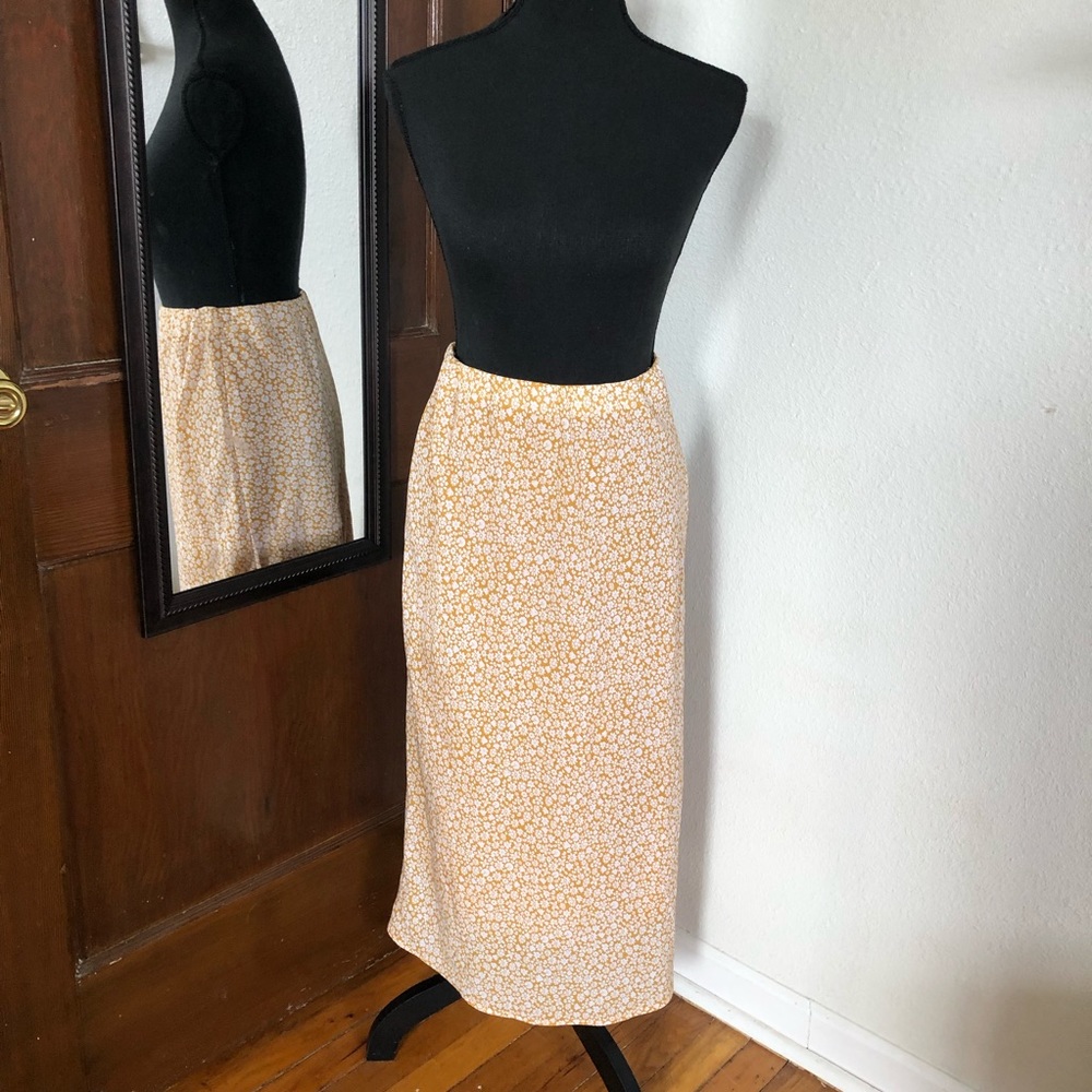 Japna Floral Midi Skirt